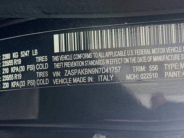 Photo of 2022 Vulcano Black Metallic Alfa Romeo Stelvio