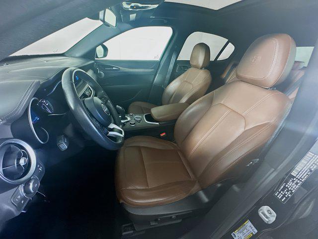 Photo of 2022 Vulcano Black Metallic Alfa Romeo Stelvio
