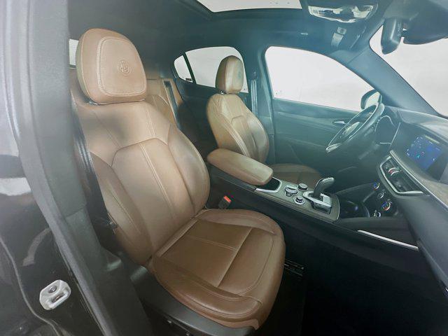 Photo of 2022 Vulcano Black Metallic Alfa Romeo Stelvio