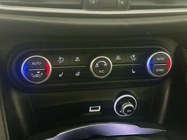 Photo of 2022 Vulcano Black Metallic Alfa Romeo Stelvio