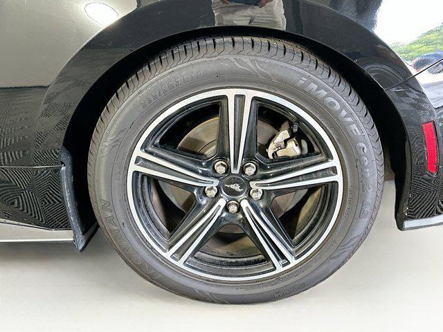 Photo of 2024 Shadow Black Ford Mustang
