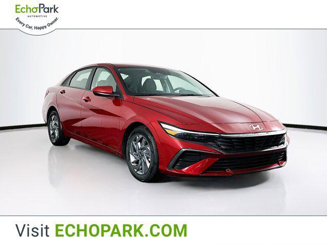 Photo of 2024 Ultimate Red Hyundai ELANTRA