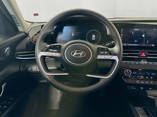 Photo of 2024 Ultimate Red Hyundai ELANTRA