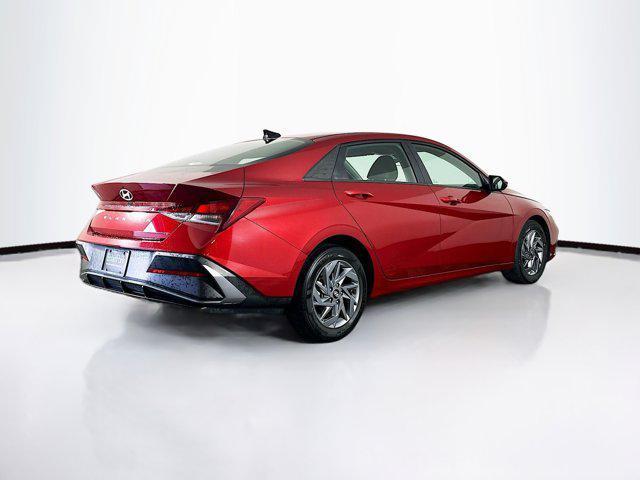 Photo of 2024 Ultimate Red Hyundai ELANTRA