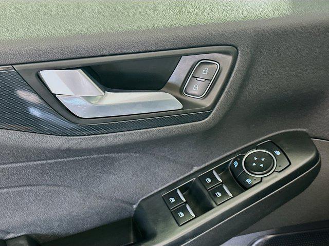 Photo of 2024 Carbonized Gray Metallic Ford Escape