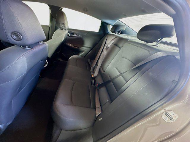 Photo of 2023 Mineral Gray Metallic Chevrolet Malibu