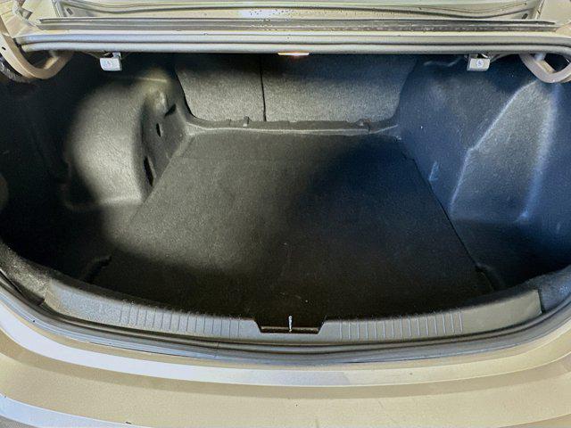 Photo of 2023 Mineral Gray Metallic Chevrolet Malibu