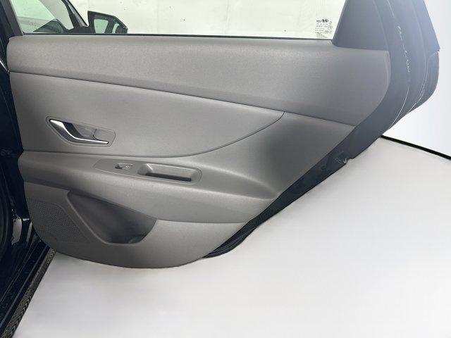 Photo of 2024 Abyss Black Hyundai ELANTRA