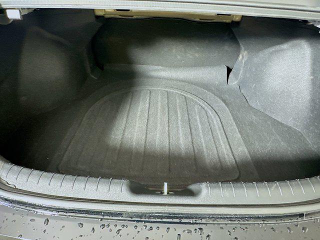 Photo of 2024 Abyss Black Hyundai ELANTRA