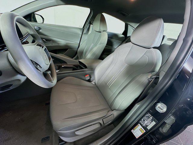 Photo of 2024 Abyss Black Hyundai ELANTRA