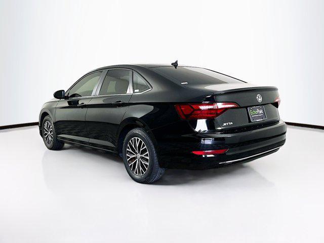 Photo of 2021 Black Uni Volkswagen Jetta