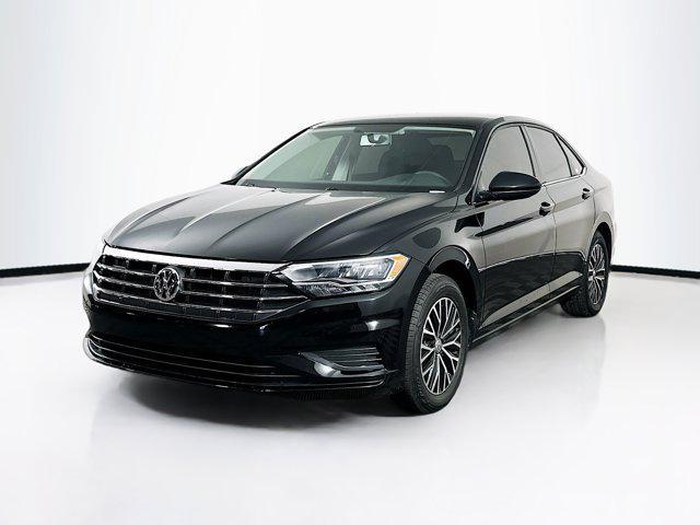 Photo of 2021 Black Uni Volkswagen Jetta