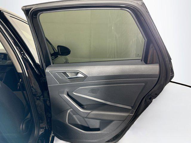 Photo of 2021 Black Uni Volkswagen Jetta