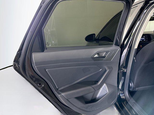 Photo of 2021 Black Uni Volkswagen Jetta