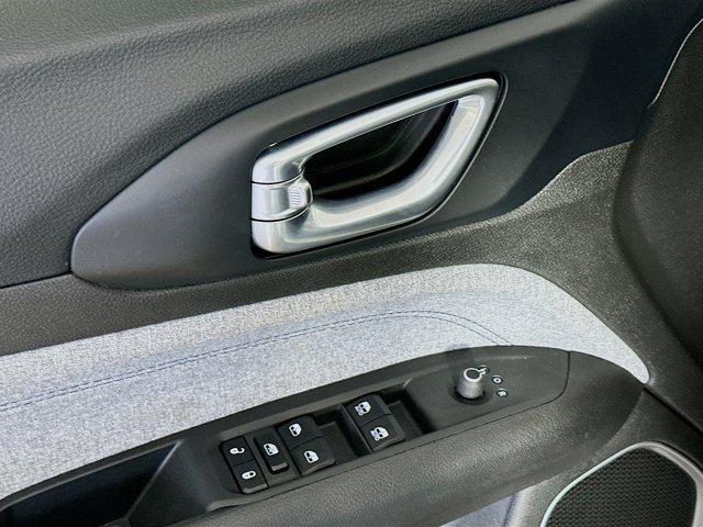 Photo of 2024 Bright White Clearcoat Jeep Compass