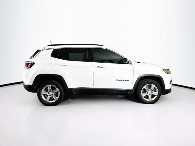 Photo of 2024 Bright White Clearcoat Jeep Compass