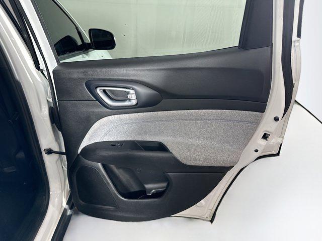 Photo of 2024 Bright White Clearcoat Jeep Compass