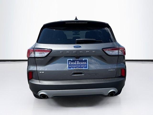 Photo of 2022 CARBONIZED GRAY Ford Escape