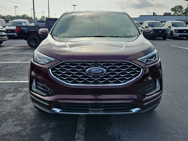 Photo of 2022 BURGUNDY VELVET MET TINT CC Ford Edge