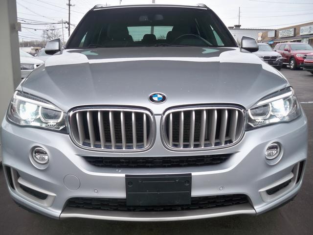 Photo of 2018 Pearl Silver Metallic BMW X5