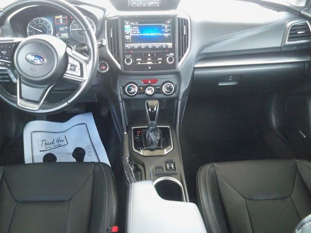 Photo of 2018 Crystal White Pearl Subaru Impreza