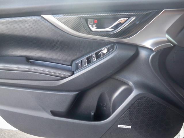 Photo of 2018 Crystal White Pearl Subaru Impreza