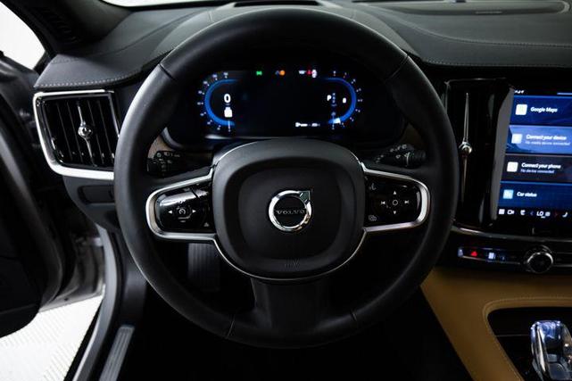 Photo of 2023 Silver Volvo V90 Cross Country