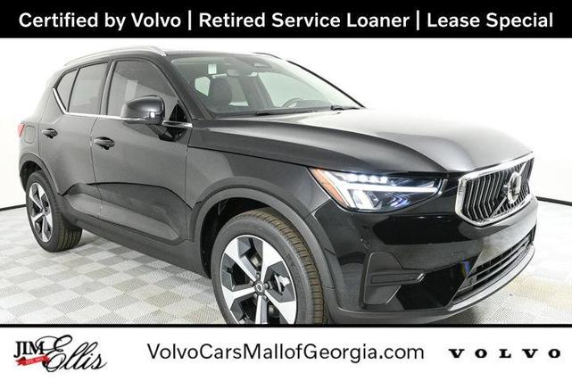 Photo of 2025 Onyx Black Volvo XC40