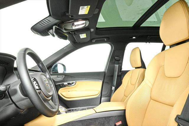 Photo of 2025 Denim Blue Metallic Volvo XC90 Plug-In Hybrid