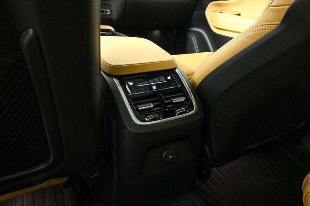 Photo of 2025 Denim Blue Metallic Volvo XC90 Plug-In Hybrid