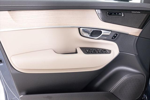 Photo of 2026 Denim Blue Volvo XC90