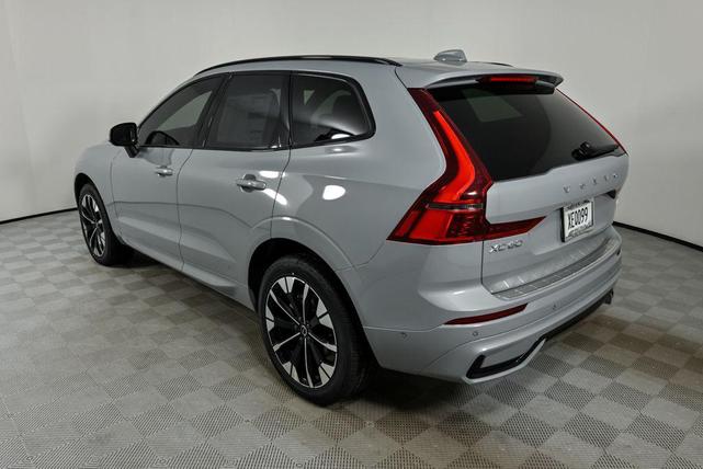 Photo of 2026 Vapour Grey Metallic Volvo XC60