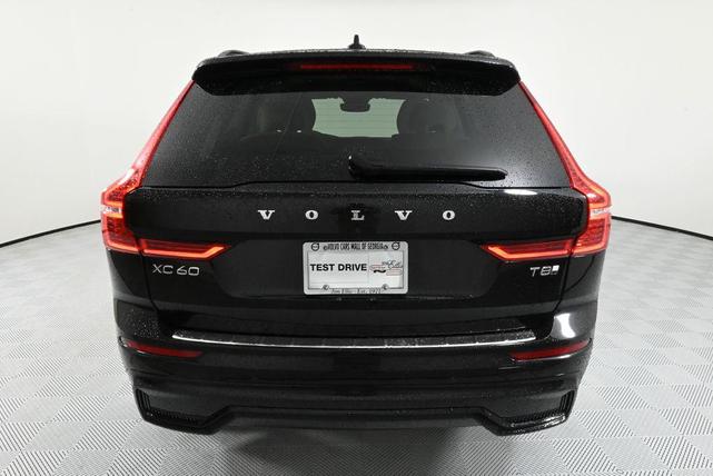 Photo of 2025 Onyx Black Volvo XC60 Plug-In Hybrid