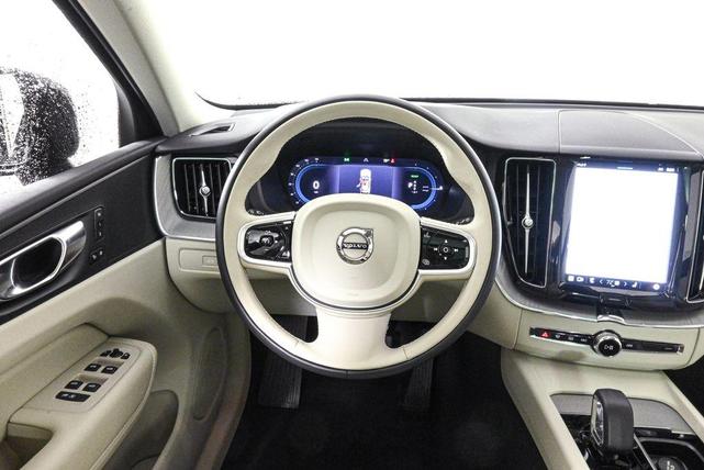 Photo of 2025 Onyx Black Volvo XC60 Plug-In Hybrid