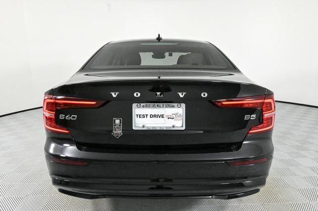 Photo of 2025 Onyx Black Metallic Volvo S60