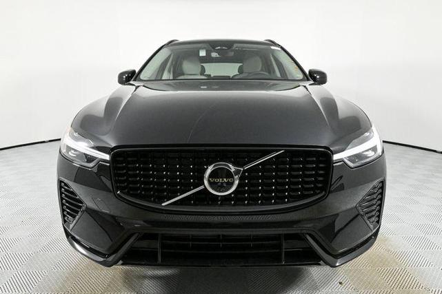 Photo of 2025 Onyx Black Volvo XC60 Plug-In Hybrid