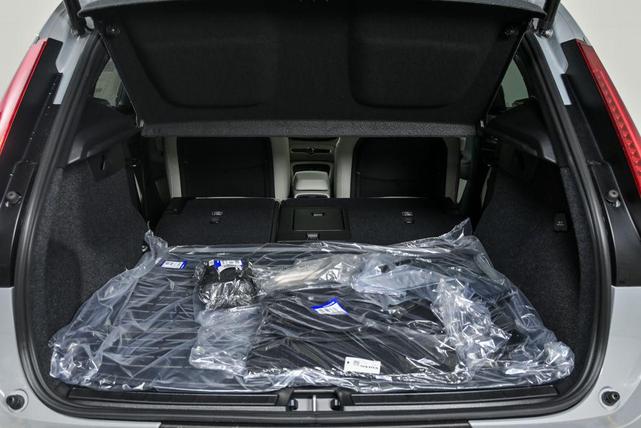 Photo of 2026 Grey Volvo XC40