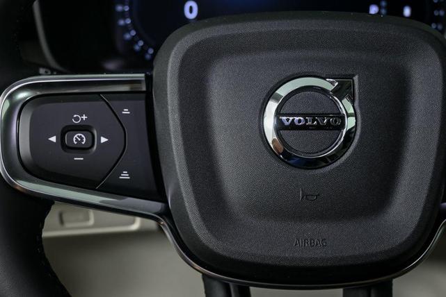 Photo of 2026 Grey Volvo XC40
