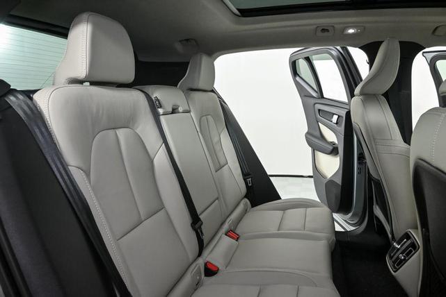 Photo of 2026 Grey Volvo XC40