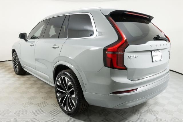 Photo of 2025 Vapour Grey Metallic Volvo XC90 Plug-In Hybrid
