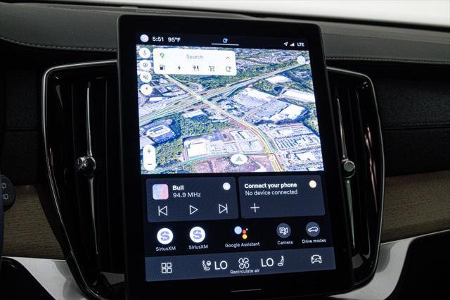Photo of 2025 Vapour Grey Metallic Volvo XC90 Plug-In Hybrid