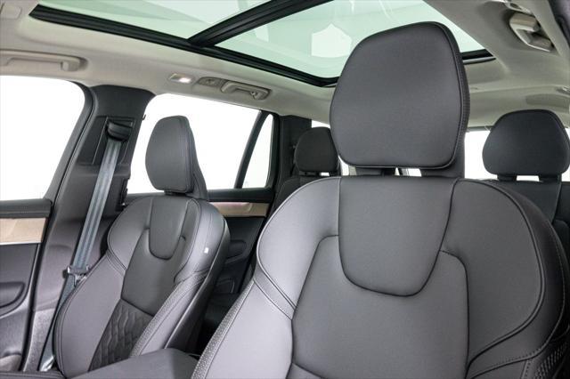 Photo of 2025 Vapour Grey Metallic Volvo XC90 Plug-In Hybrid