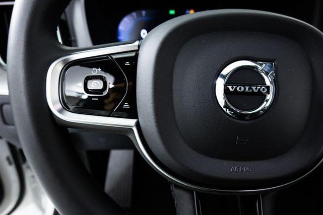 Photo of 2024 Crystal White Metallic Volvo XC60 Recharge Plug-In Hybrid