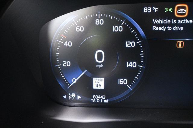 Photo of 2019 White Volvo XC60 Recharge Plug-In Hybrid