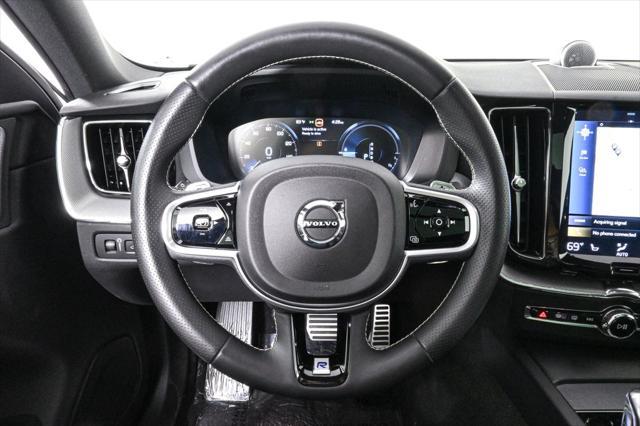 Photo of 2019 White Volvo XC60 Recharge Plug-In Hybrid