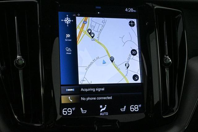 Photo of 2019 White Volvo XC60 Recharge Plug-In Hybrid