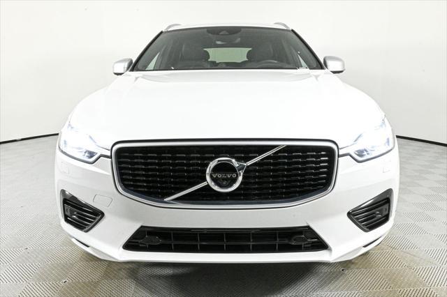 Photo of 2019 White Volvo XC60 Recharge Plug-In Hybrid