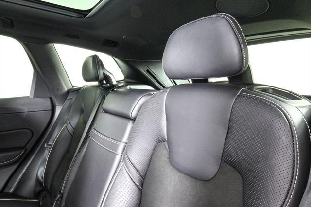 Photo of 2019 White Volvo XC60 Recharge Plug-In Hybrid