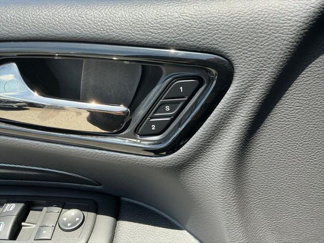Photo of 2022 Destroyer Gray Clearcoat Dodge Durango