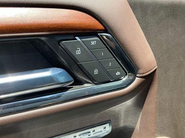 Photo of 2023 Pacific Blue Metallic GMC Sierra 1500